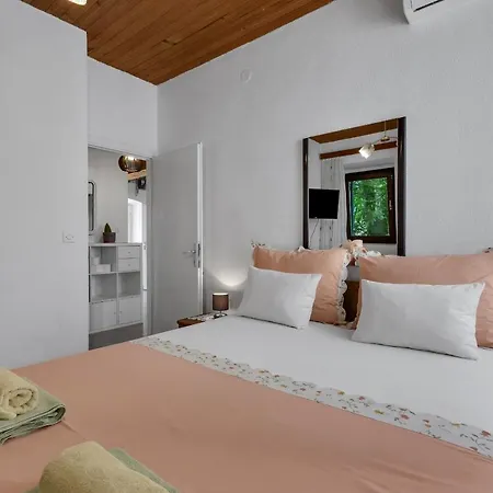 Apartament Kata *