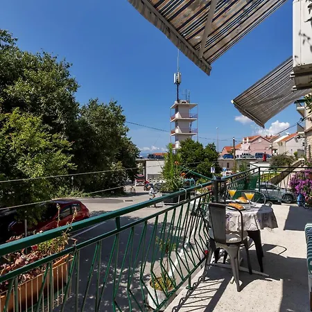 Kata * Makarska